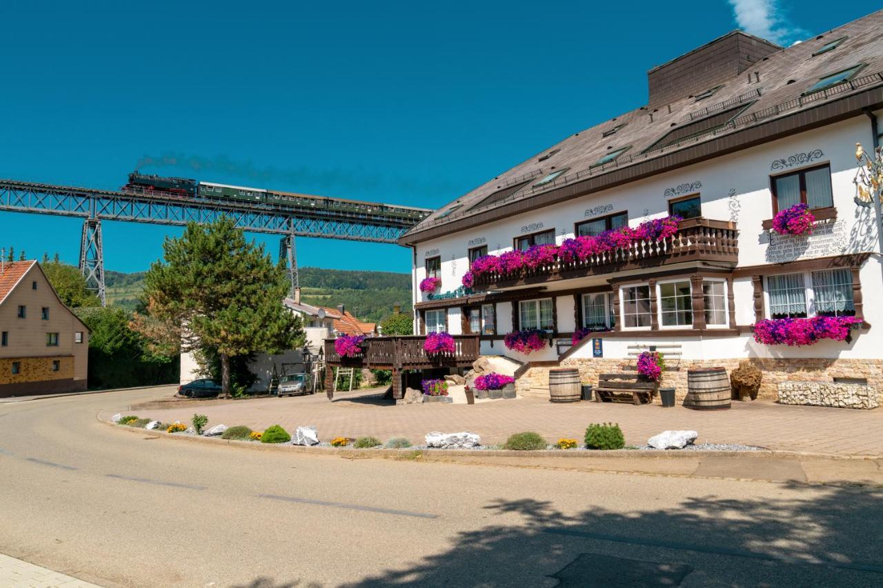Landhotel Loewen Blumberg Exteriér fotografie