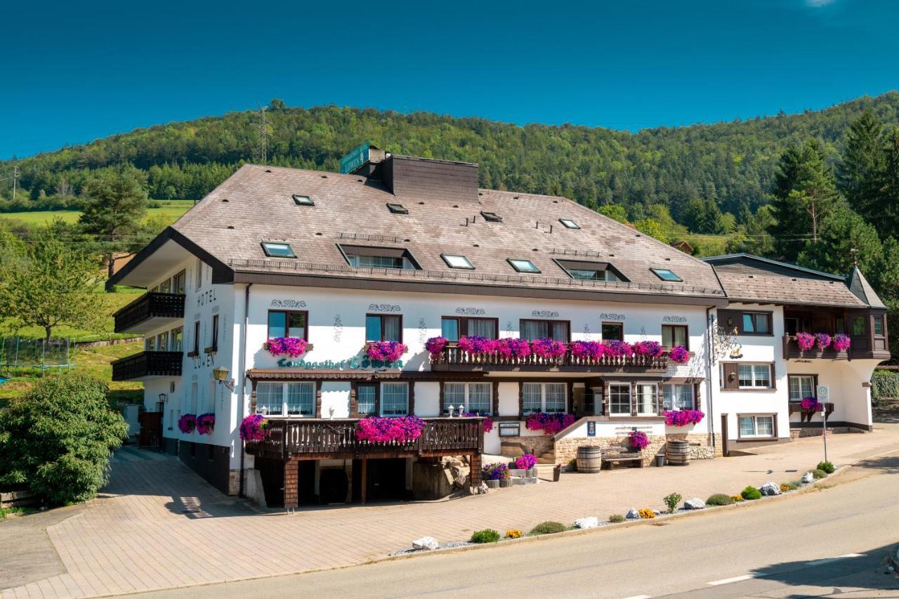 Landhotel Loewen Blumberg Exteriér fotografie